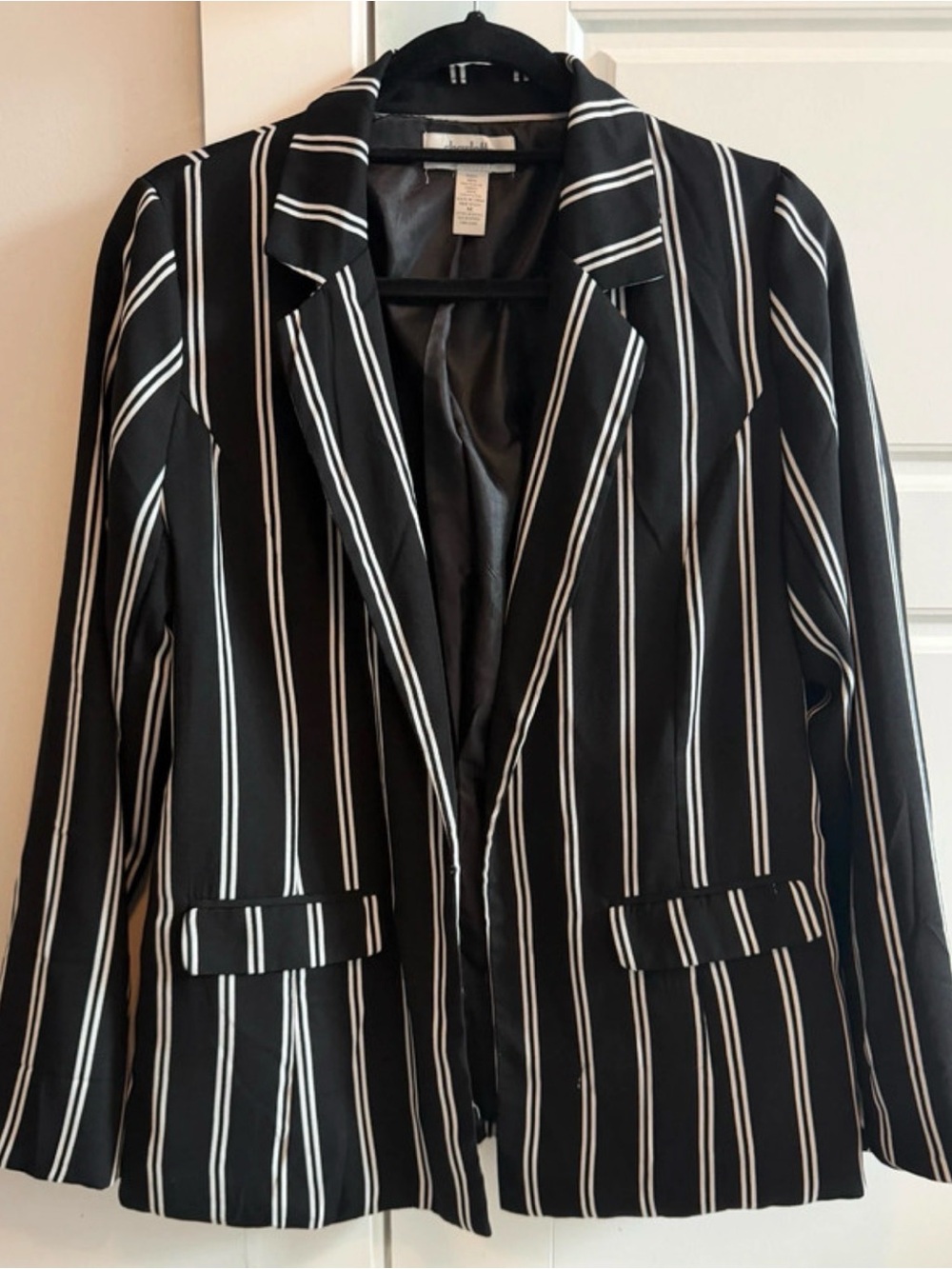 Charlotte Russe Open-Front Blazer Women's Size M